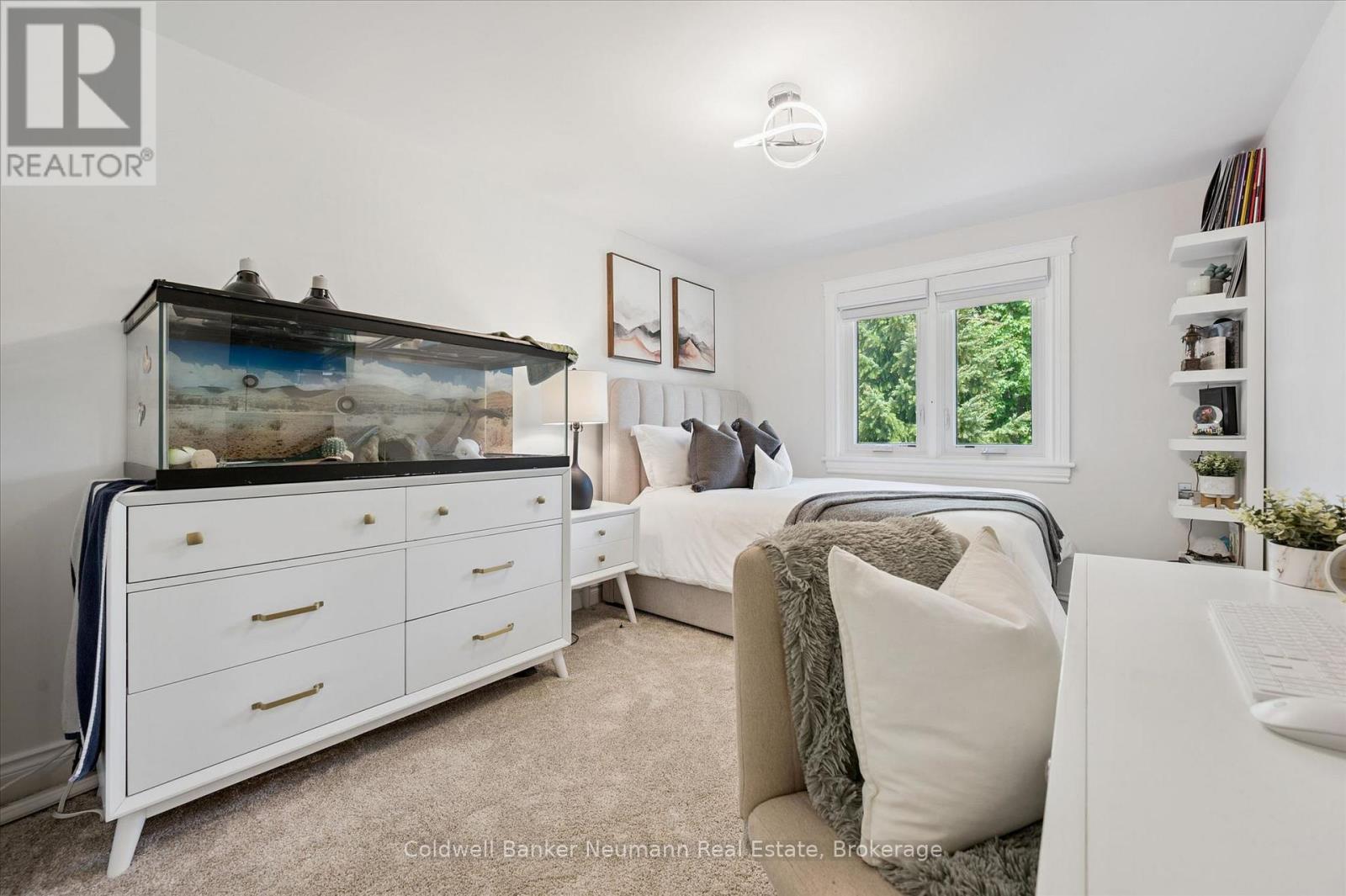1564 MANNHEIM ROAD - 15