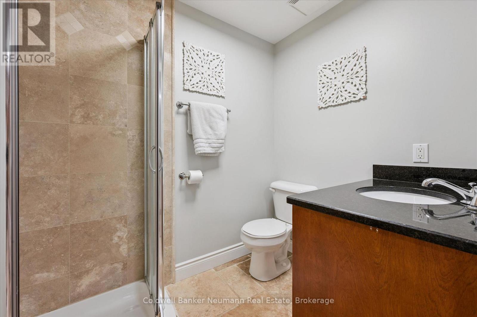 1564 MANNHEIM ROAD - 26