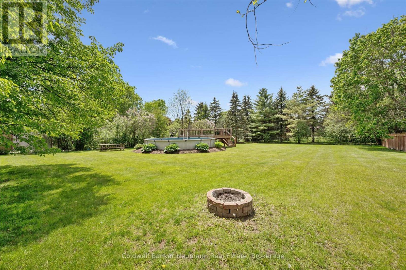 1564 MANNHEIM ROAD - 32