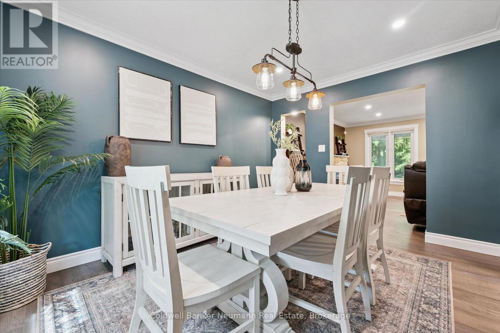 1564 MANNHEIM ROAD - 39