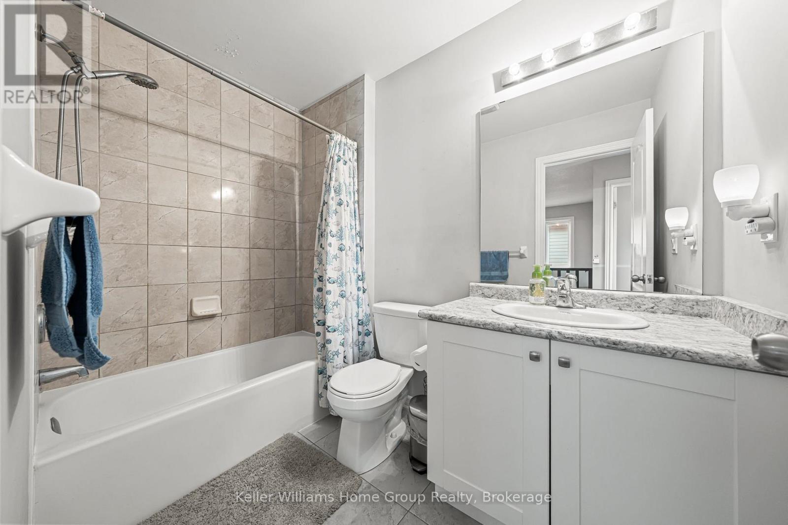 24 COURTNEY STREET - 33