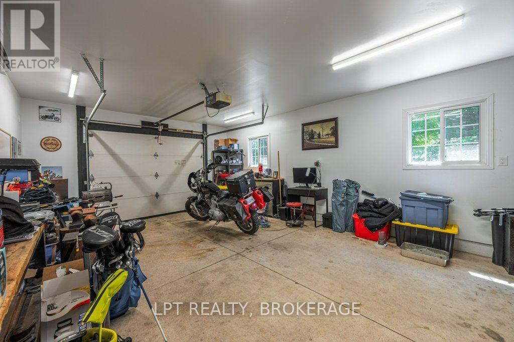 2978 PINE GROVE - Image 36