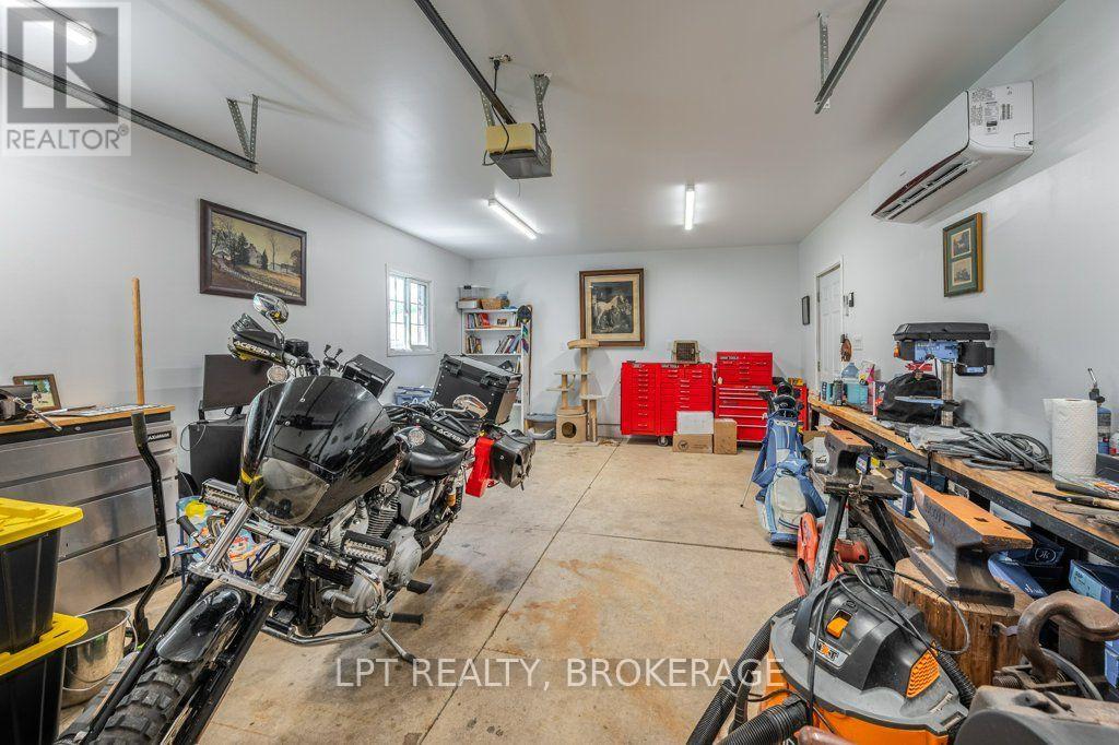 2978 PINE GROVE - Image 37