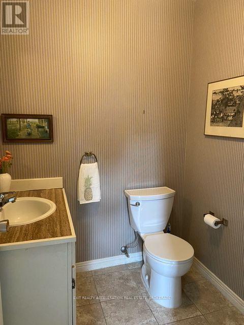 182 WATER STREET W - 22