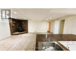 Bsmt - 171 Greenfield Avenue, Toronto, ON M2N3E1 Photo 10