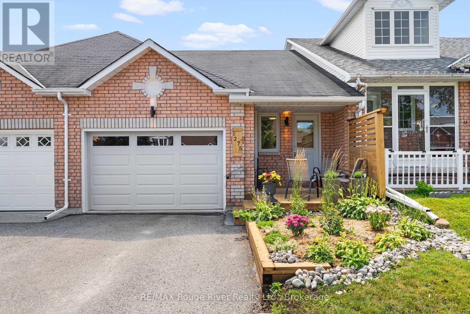 1275 EAGLE CRESCENT - 1