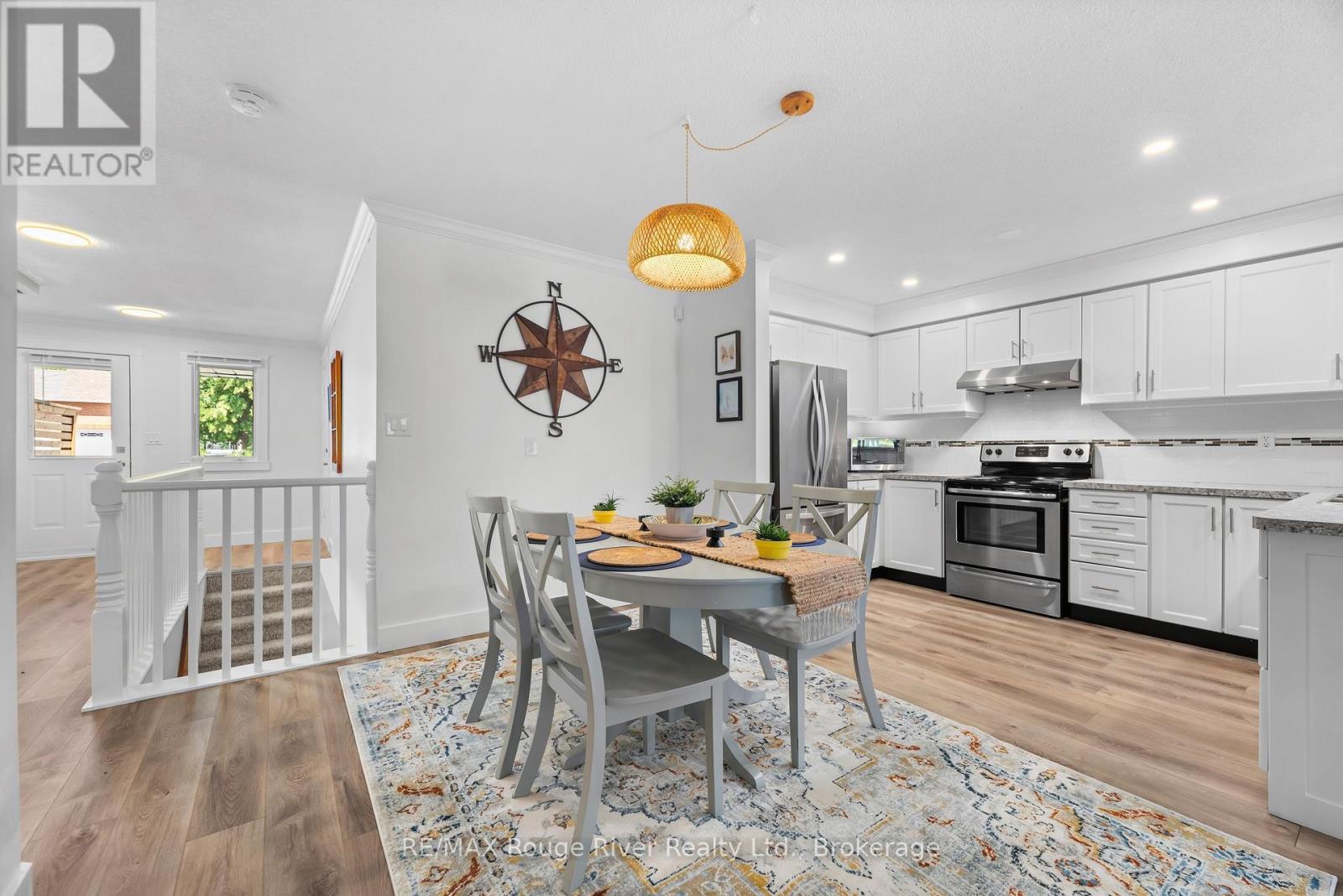1275 EAGLE CRESCENT - 11