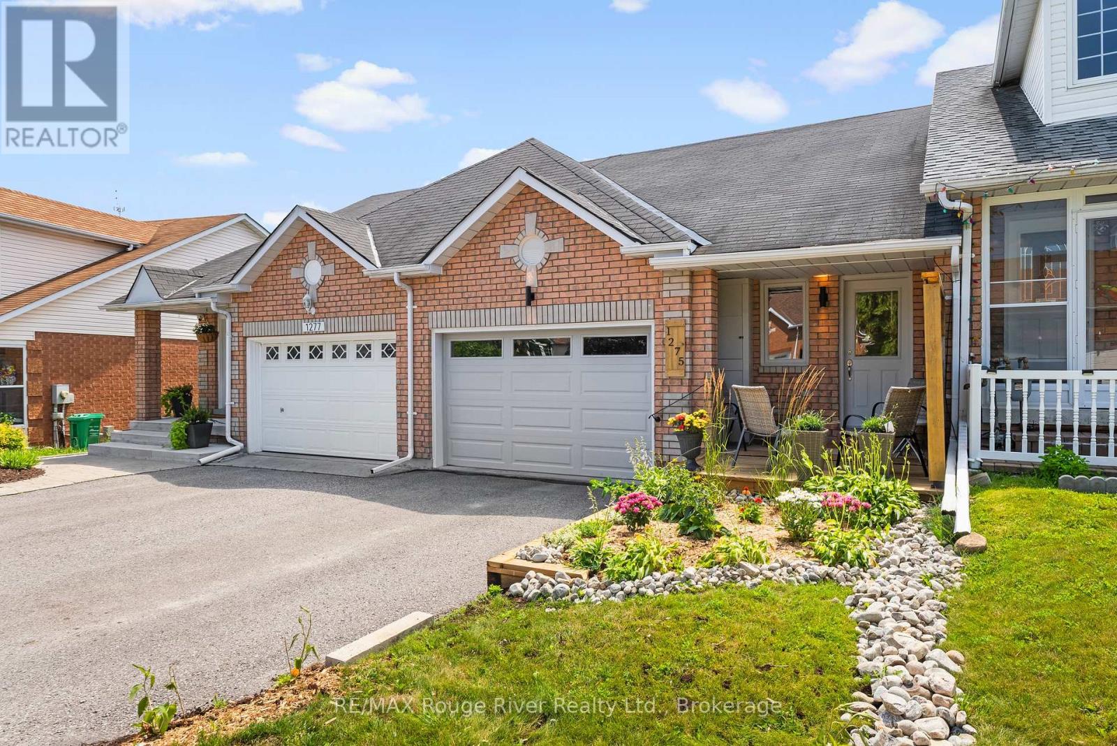 1275 EAGLE CRESCENT - 2