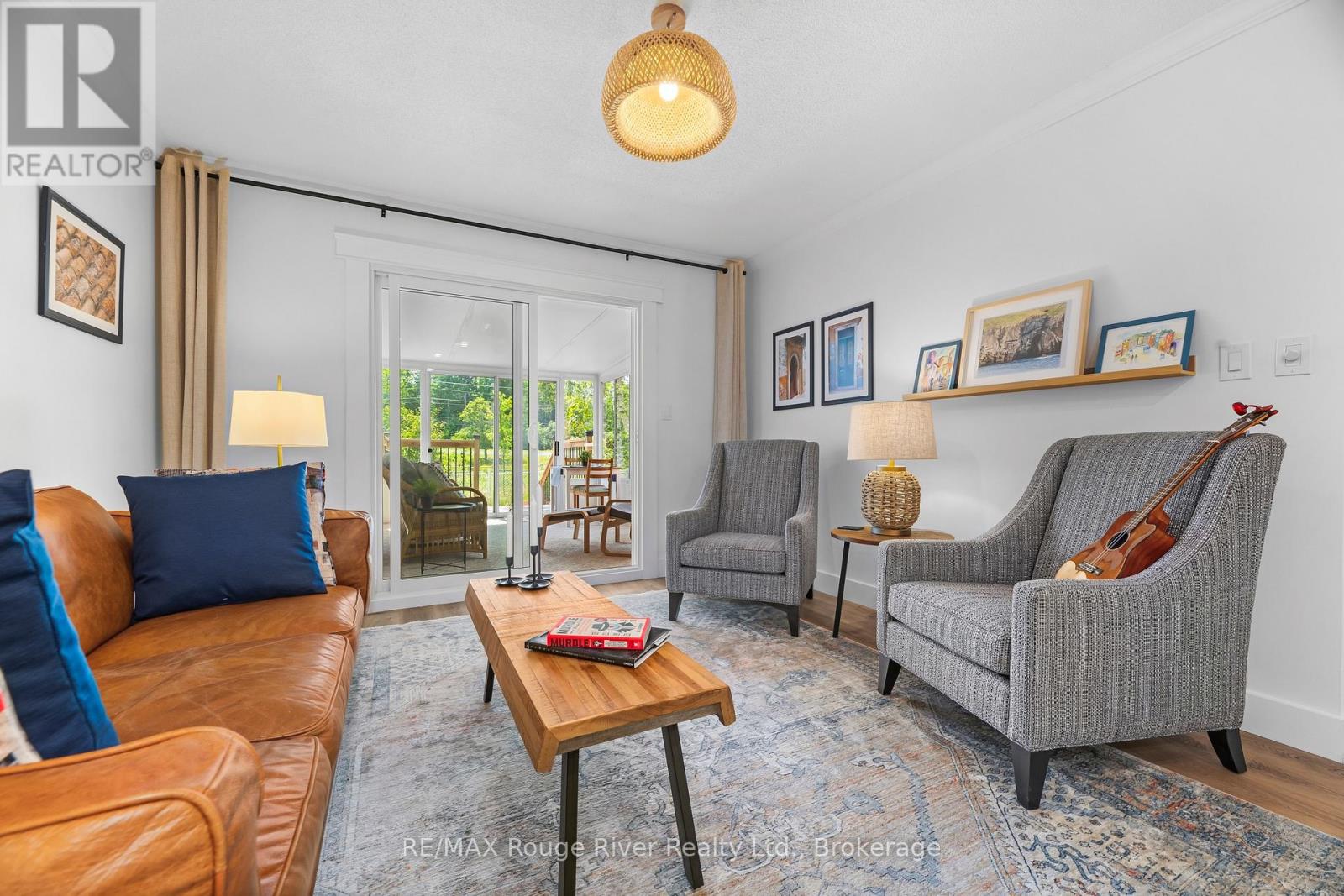1275 EAGLE CRESCENT - 20
