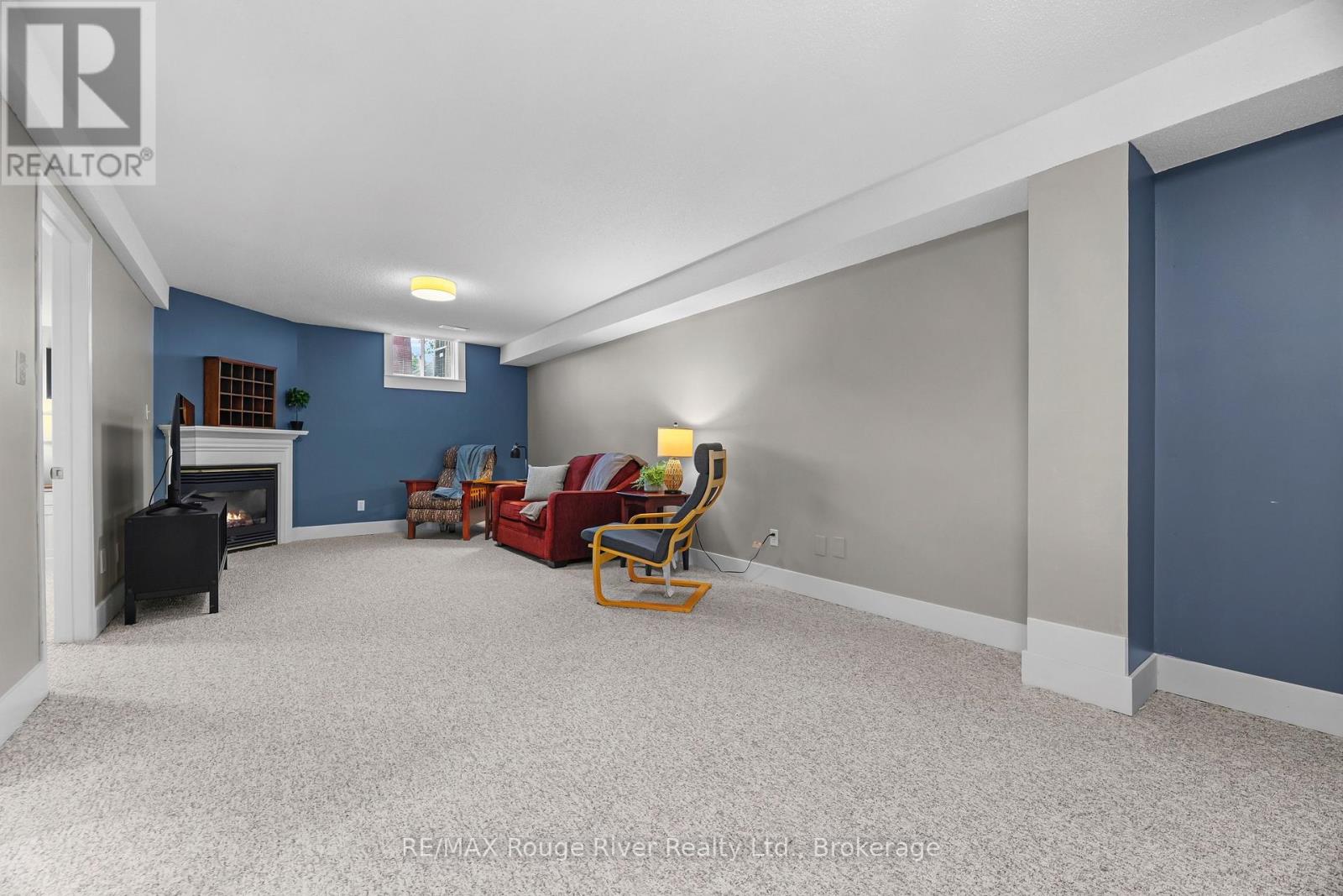 1275 EAGLE CRESCENT - 23