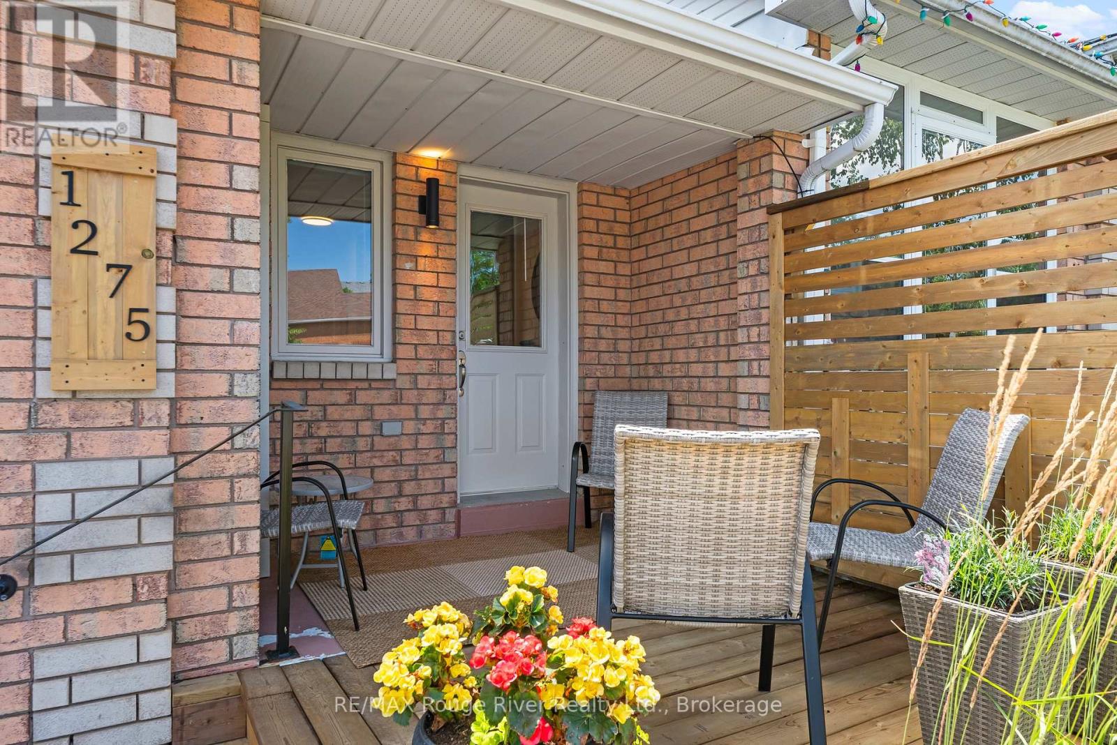 1275 EAGLE CRESCENT - 3