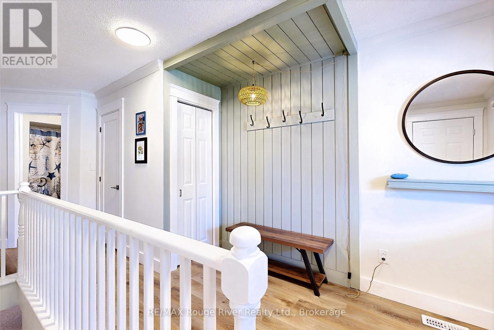 1275 EAGLE CRESCENT - 7