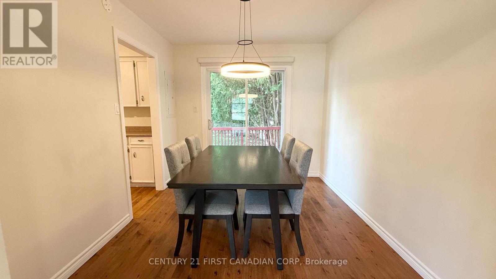 UPPER - 453 CASTLEGROVE BOULEVARD, London North (North K) — photo 9