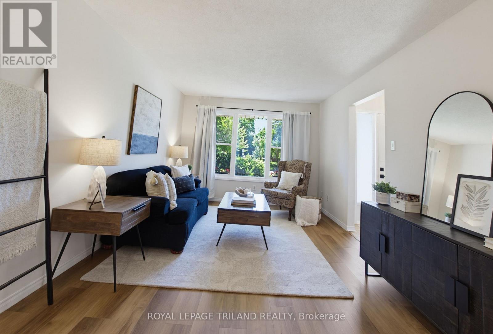 765 HOMEVIEW ROAD - 10