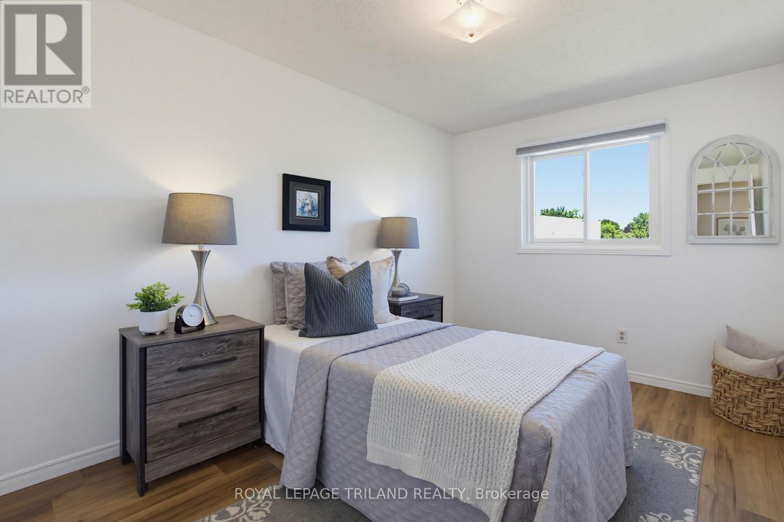 765 HOMEVIEW ROAD - 22