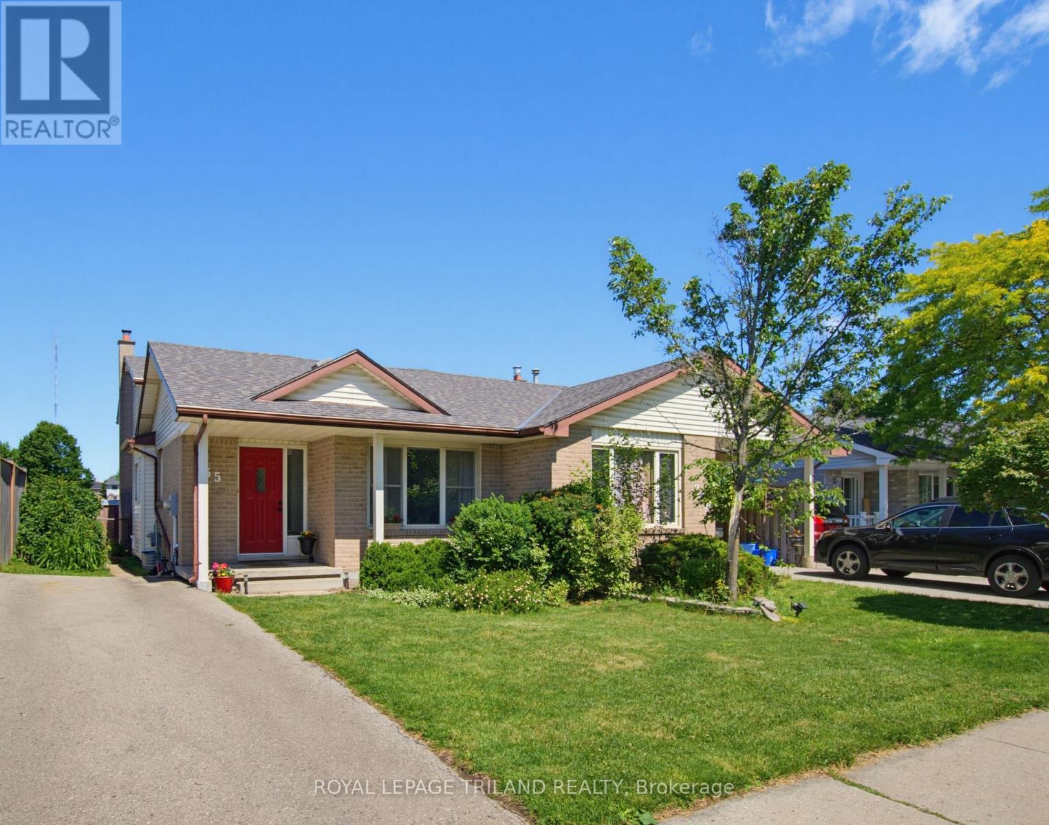 765 HOMEVIEW ROAD - 3