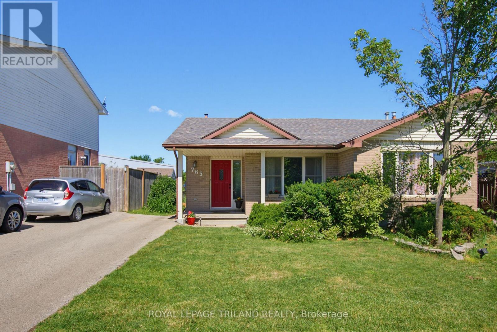 765 HOMEVIEW ROAD - 4