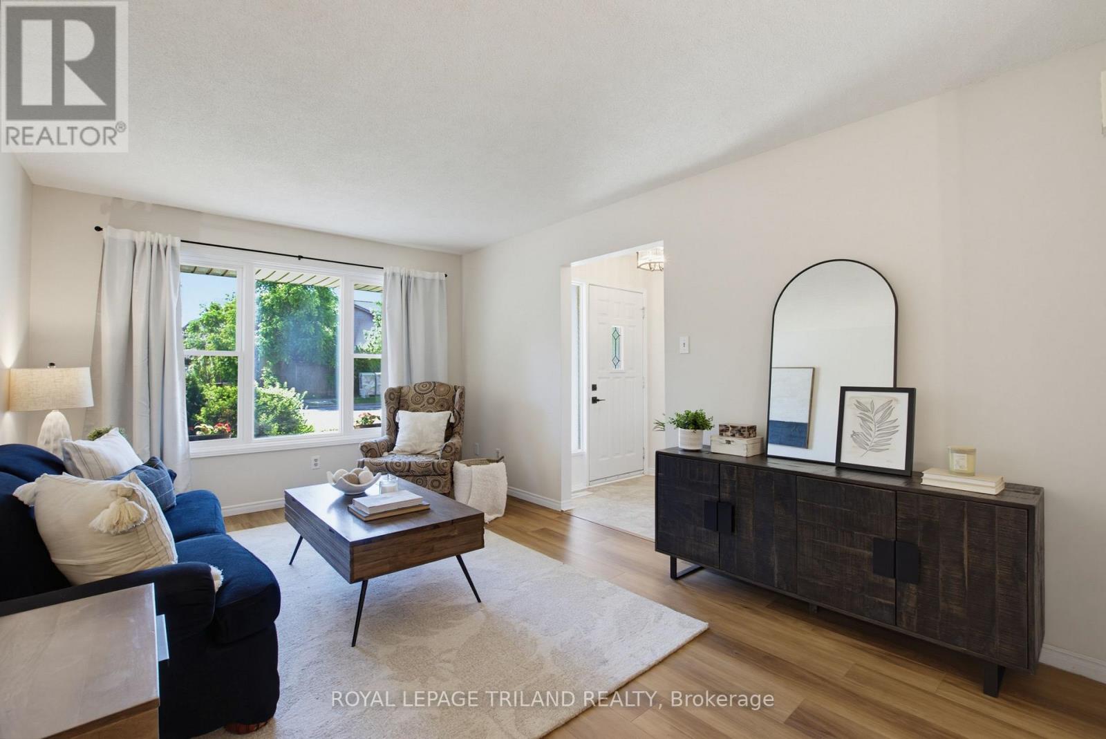 765 HOMEVIEW ROAD - 9