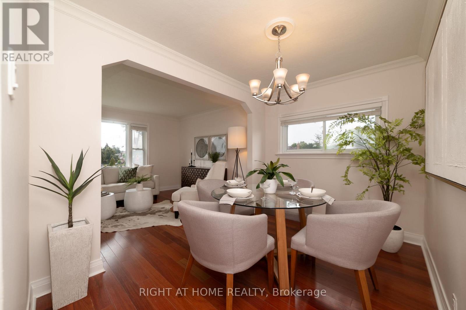 2 MIDHOLM DRIVE - 13