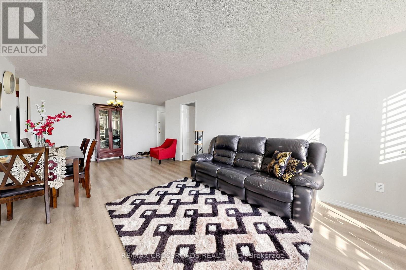 #PH207 99 BLACKWELL AVENUE - 12