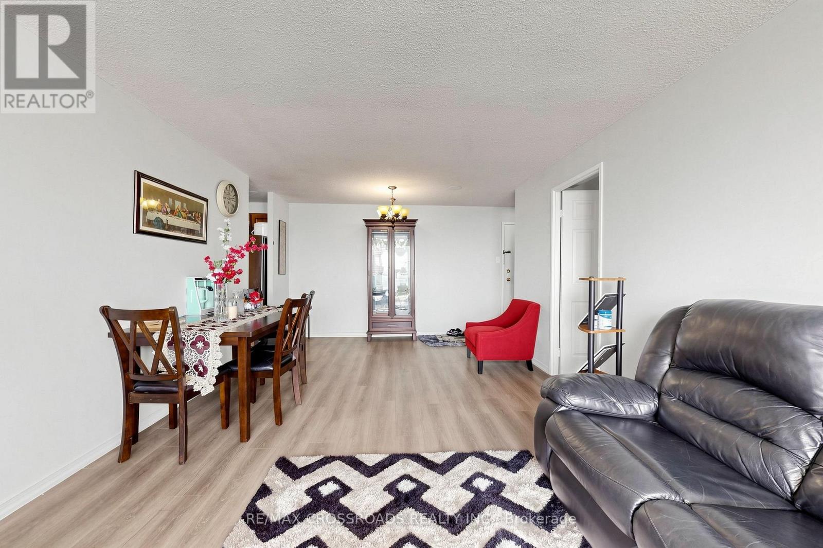 #PH207 99 BLACKWELL AVENUE - 14