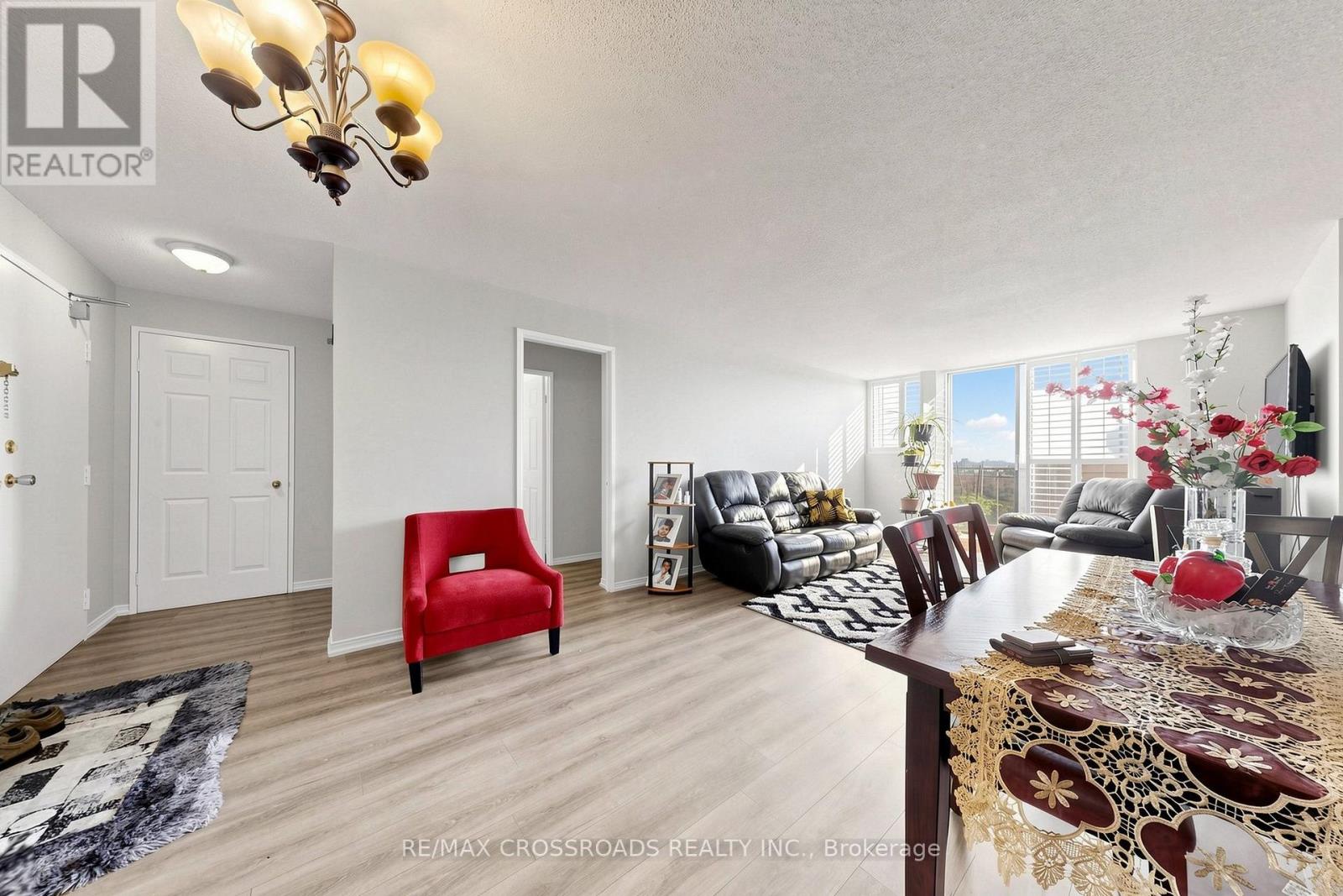 #PH207 99 BLACKWELL AVENUE - 17