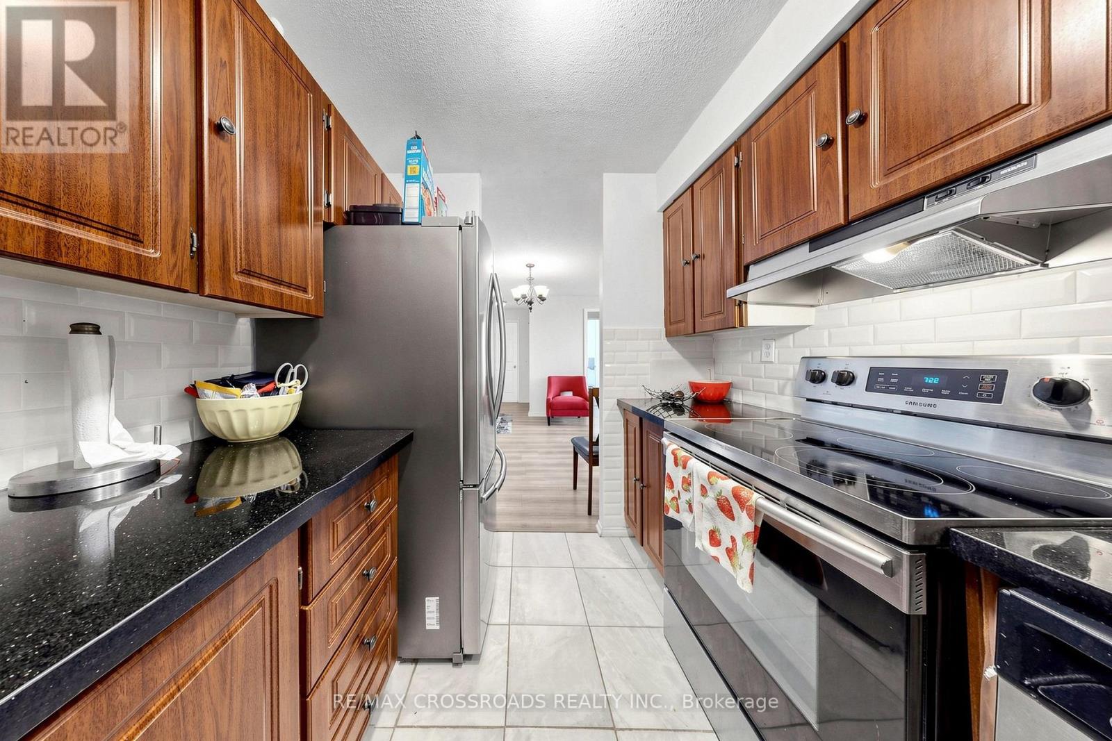 #PH207 99 BLACKWELL AVENUE - 20
