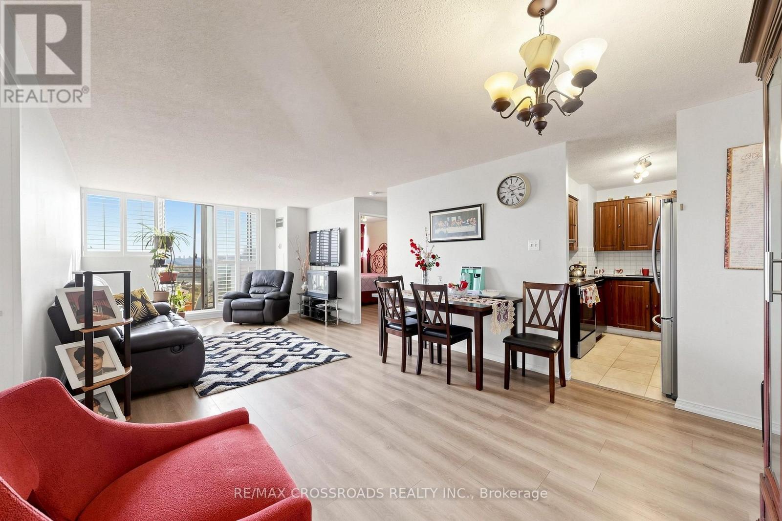 #PH207 99 BLACKWELL AVENUE - 9