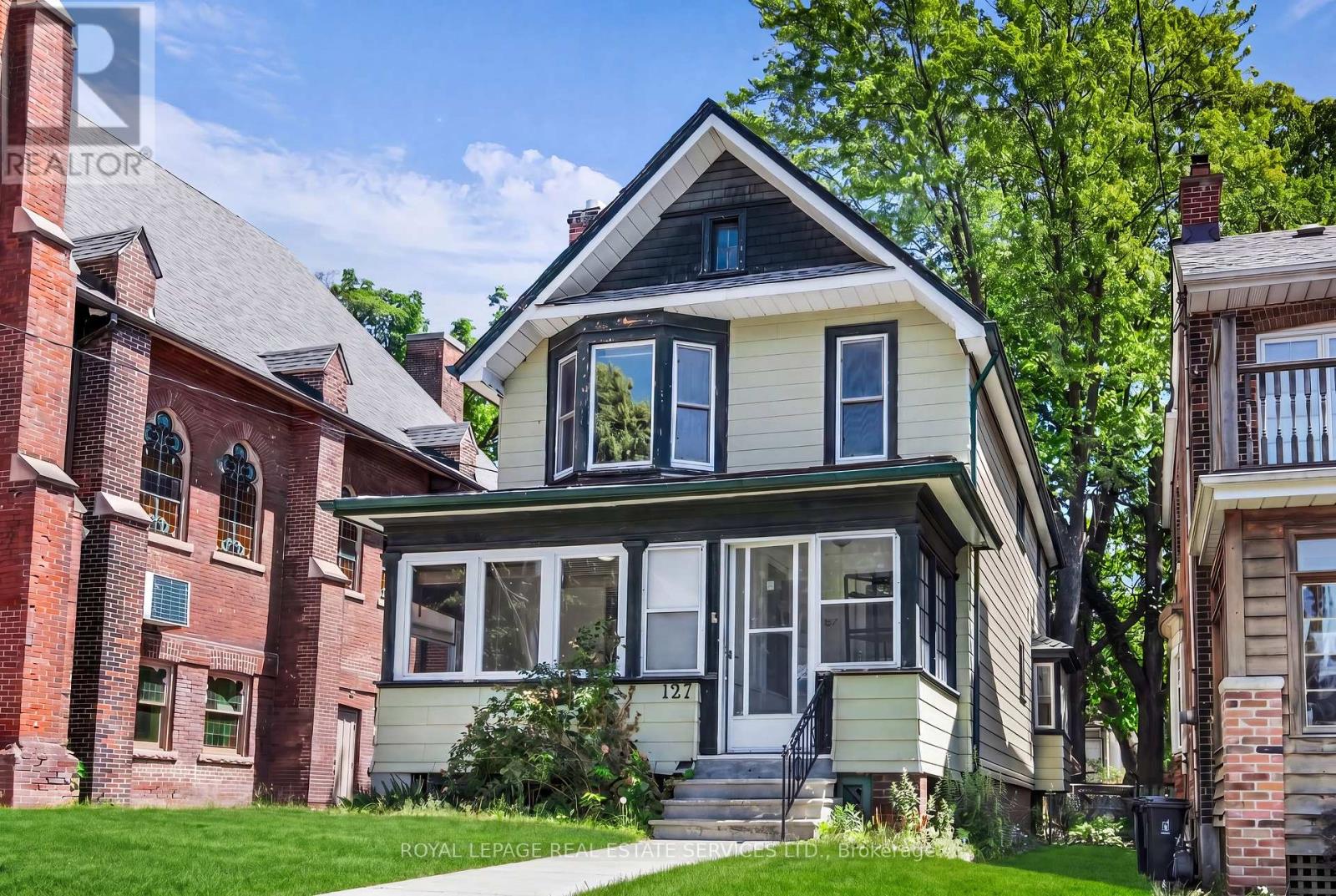 127 WAVERLEY ROAD - 3