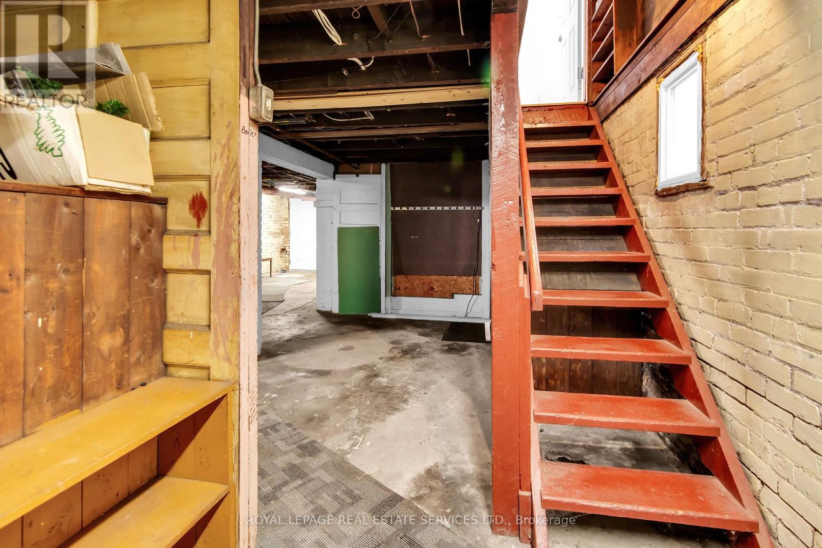 127 WAVERLEY ROAD - 31