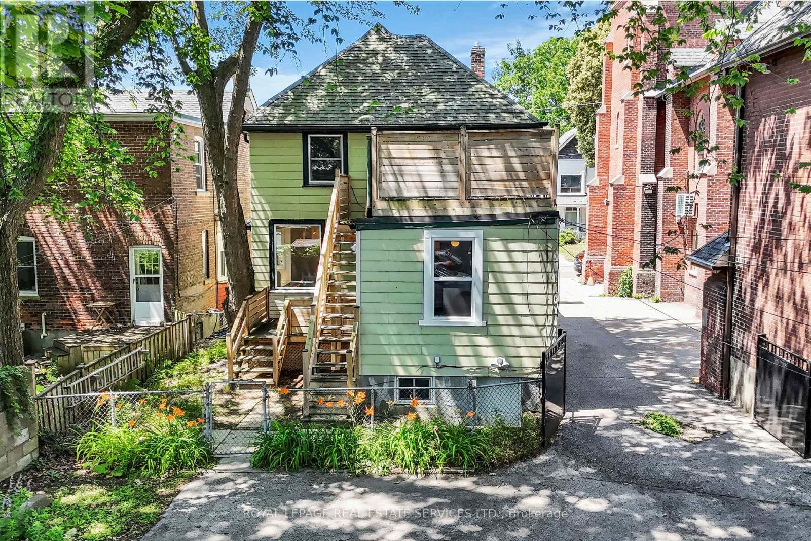 127 WAVERLEY ROAD - 37
