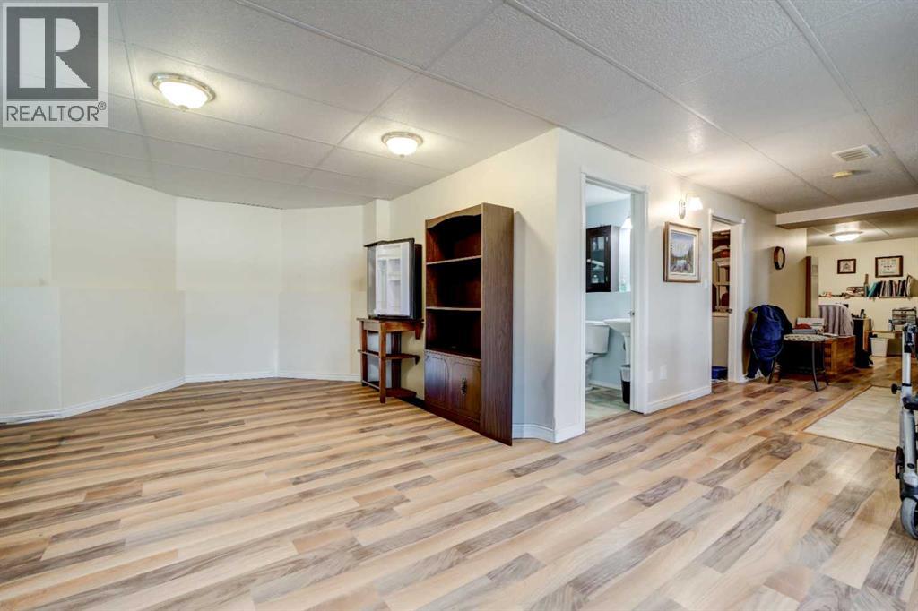 594 Tumbleweed Avenue - 34