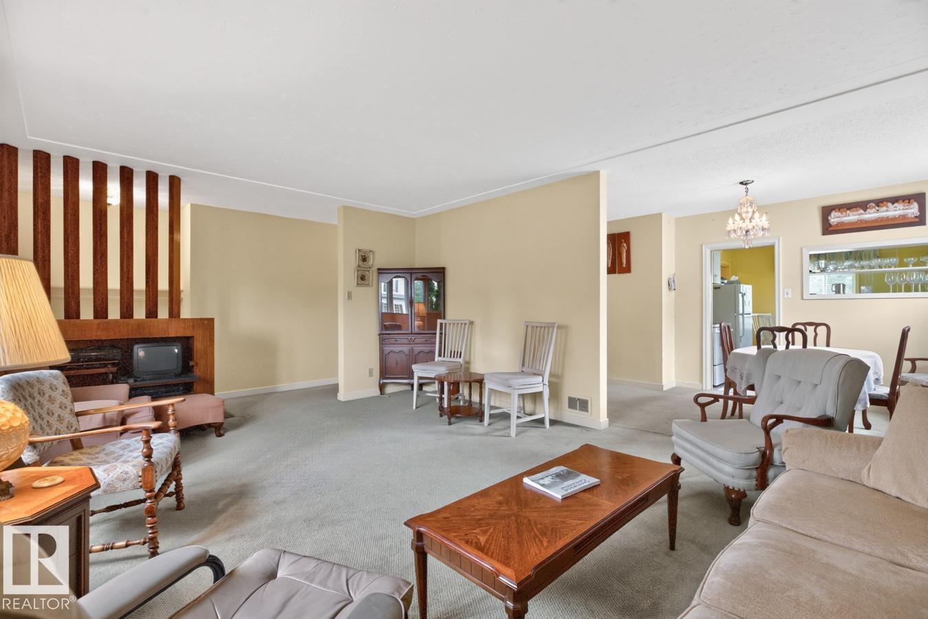 9627 146 ST NW - 10