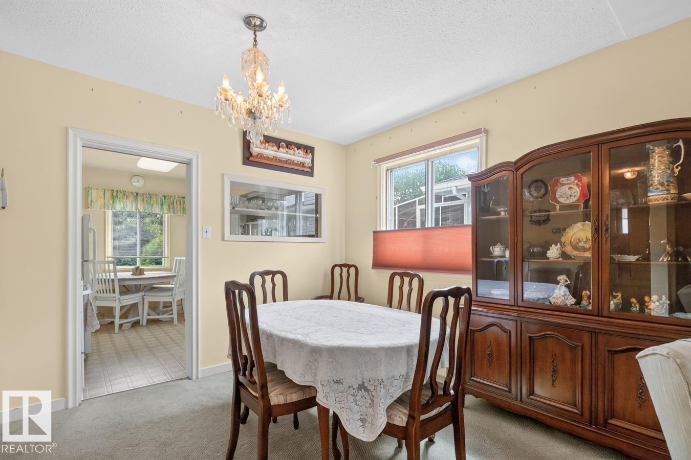 9627 146 ST NW - 11