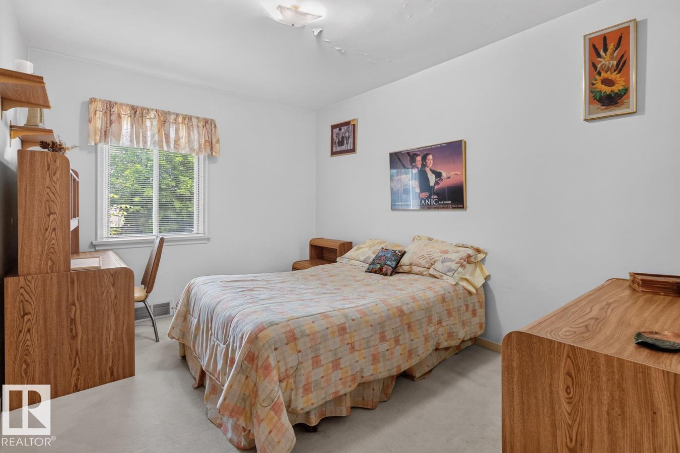 9627 146 ST NW - 22