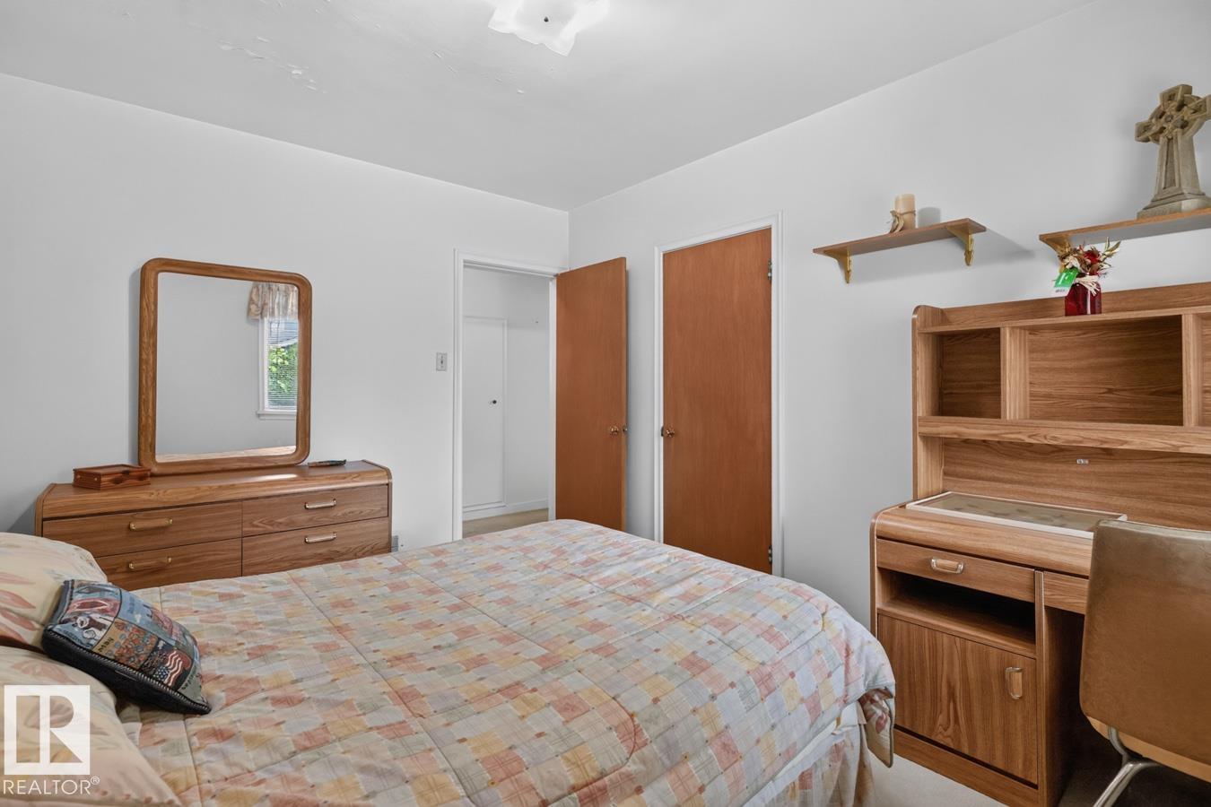 9627 146 ST NW - 23