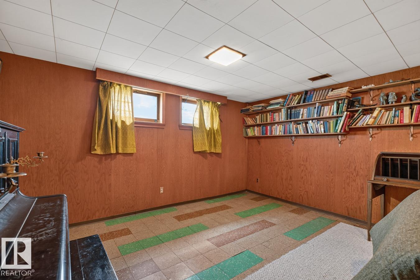 9627 146 ST NW - 26