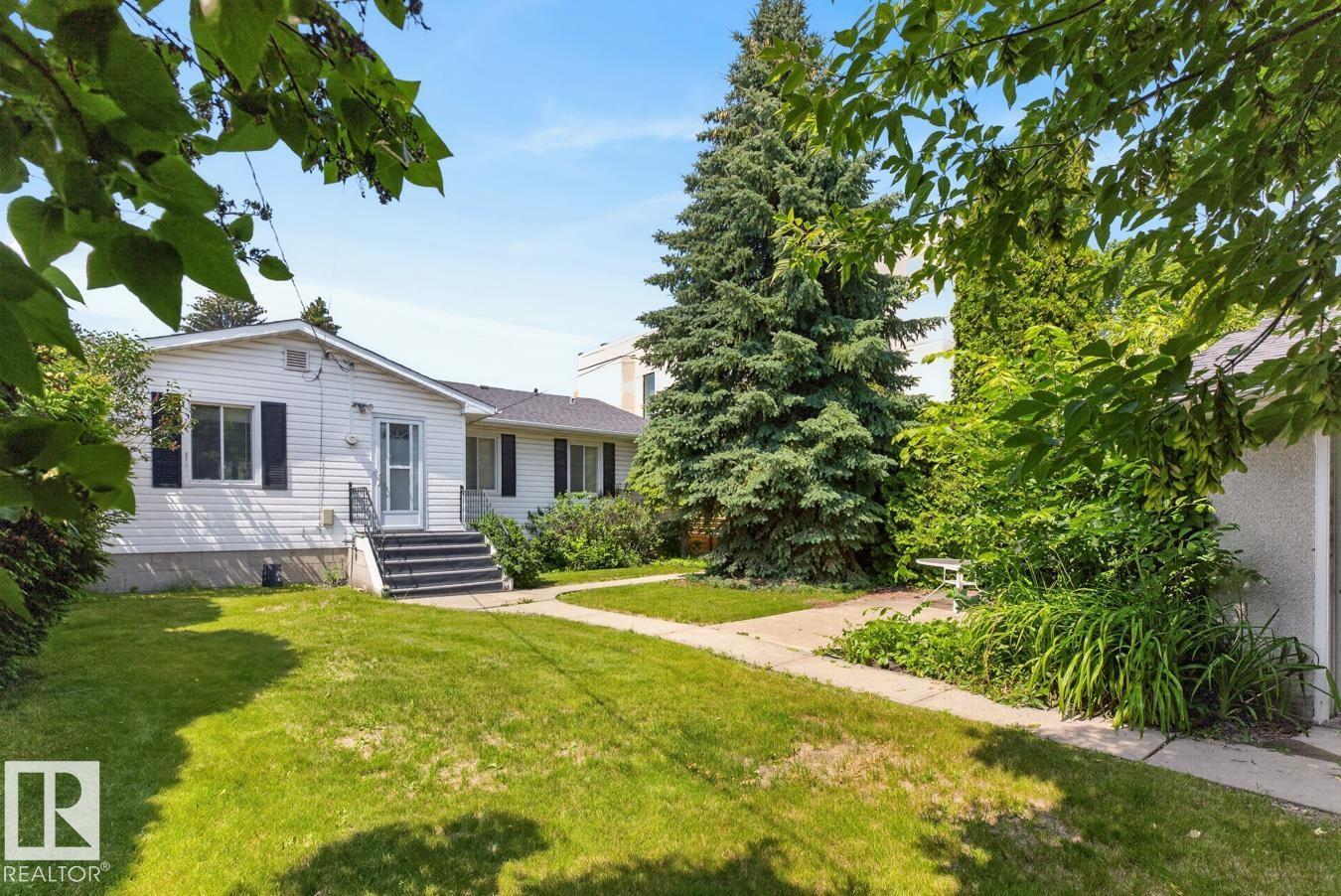 9627 146 ST NW - 37
