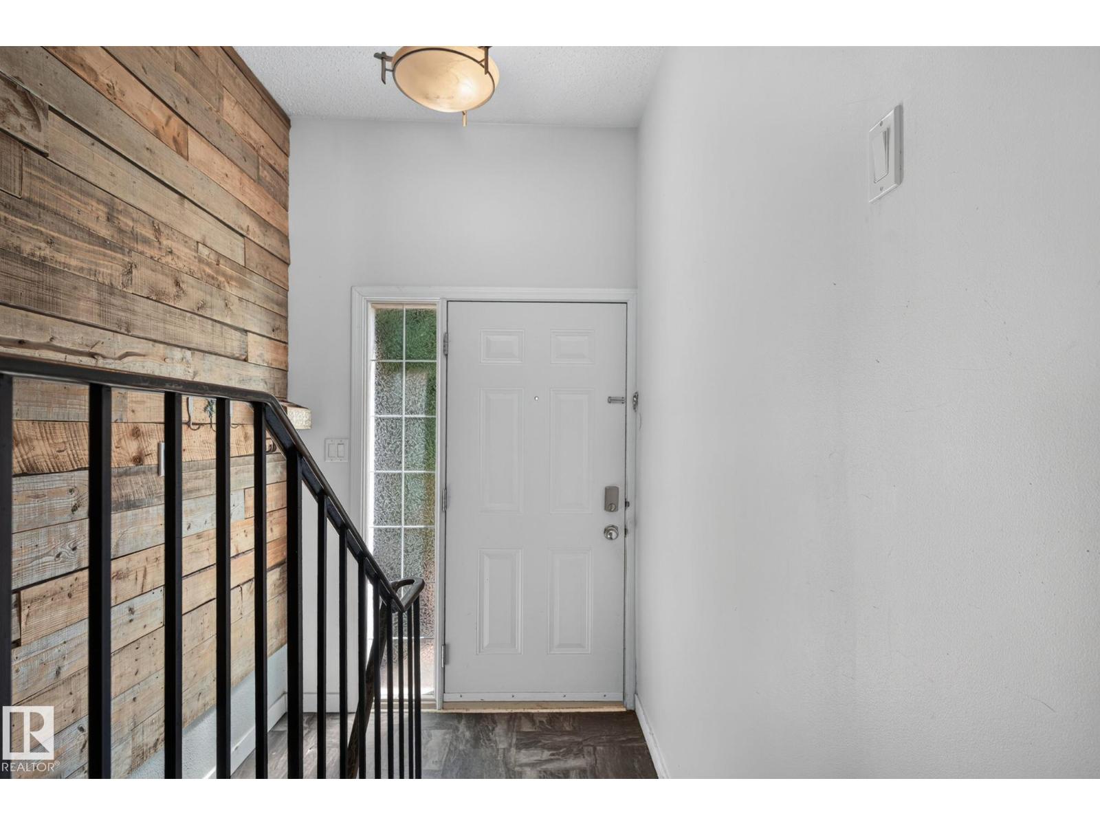 1071 MILLBOURNE RD E NW - 11