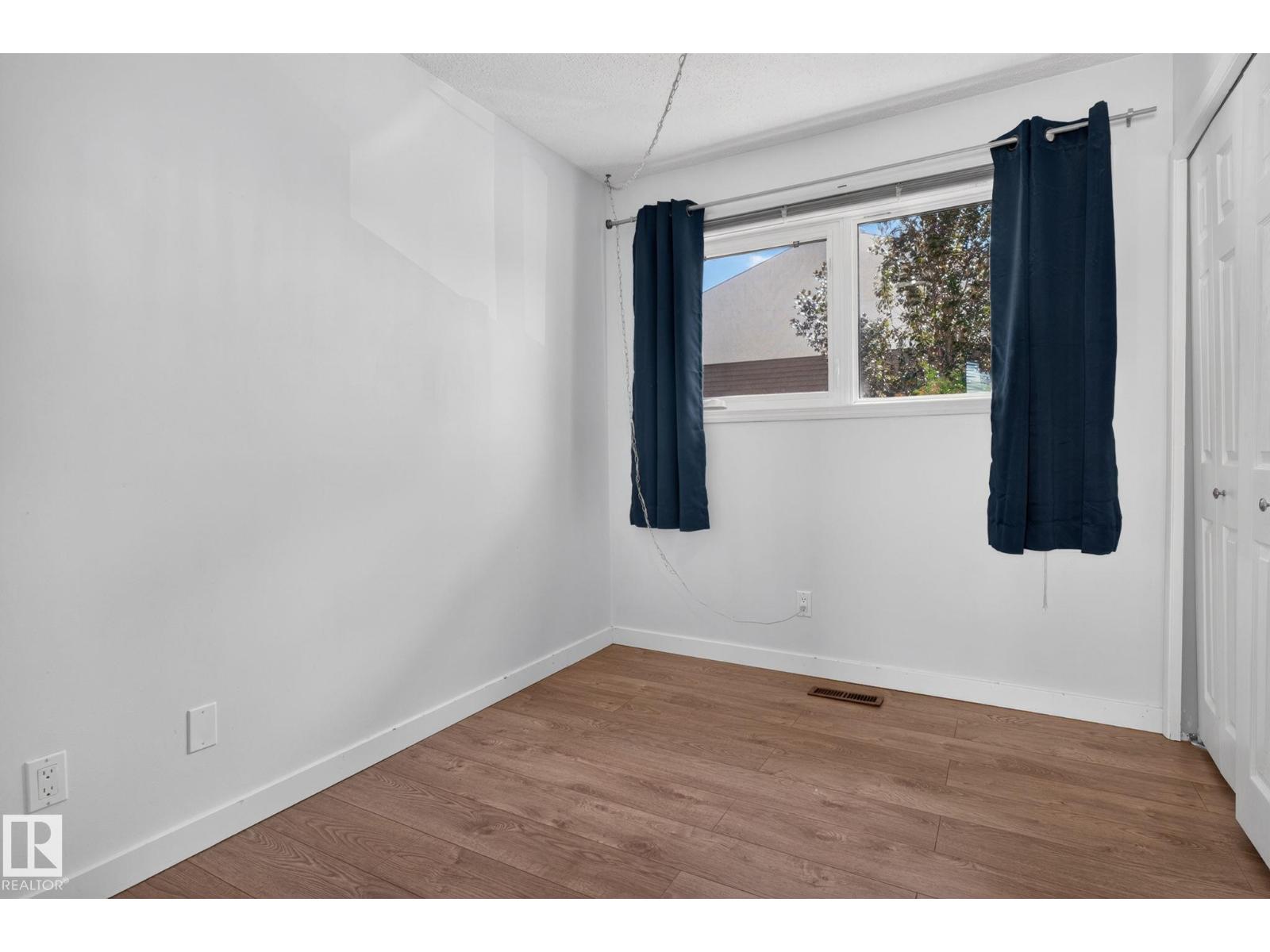 1071 MILLBOURNE RD E NW - 27