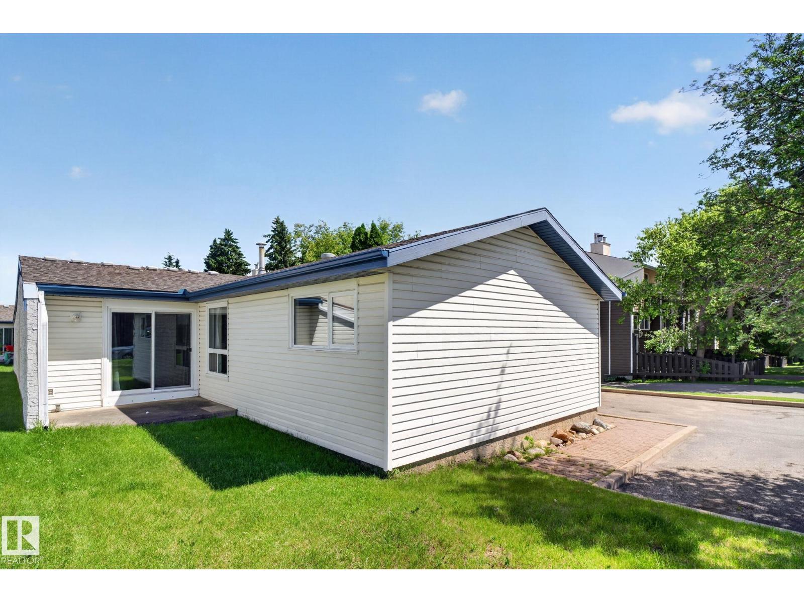 1071 MILLBOURNE RD E NW - 4