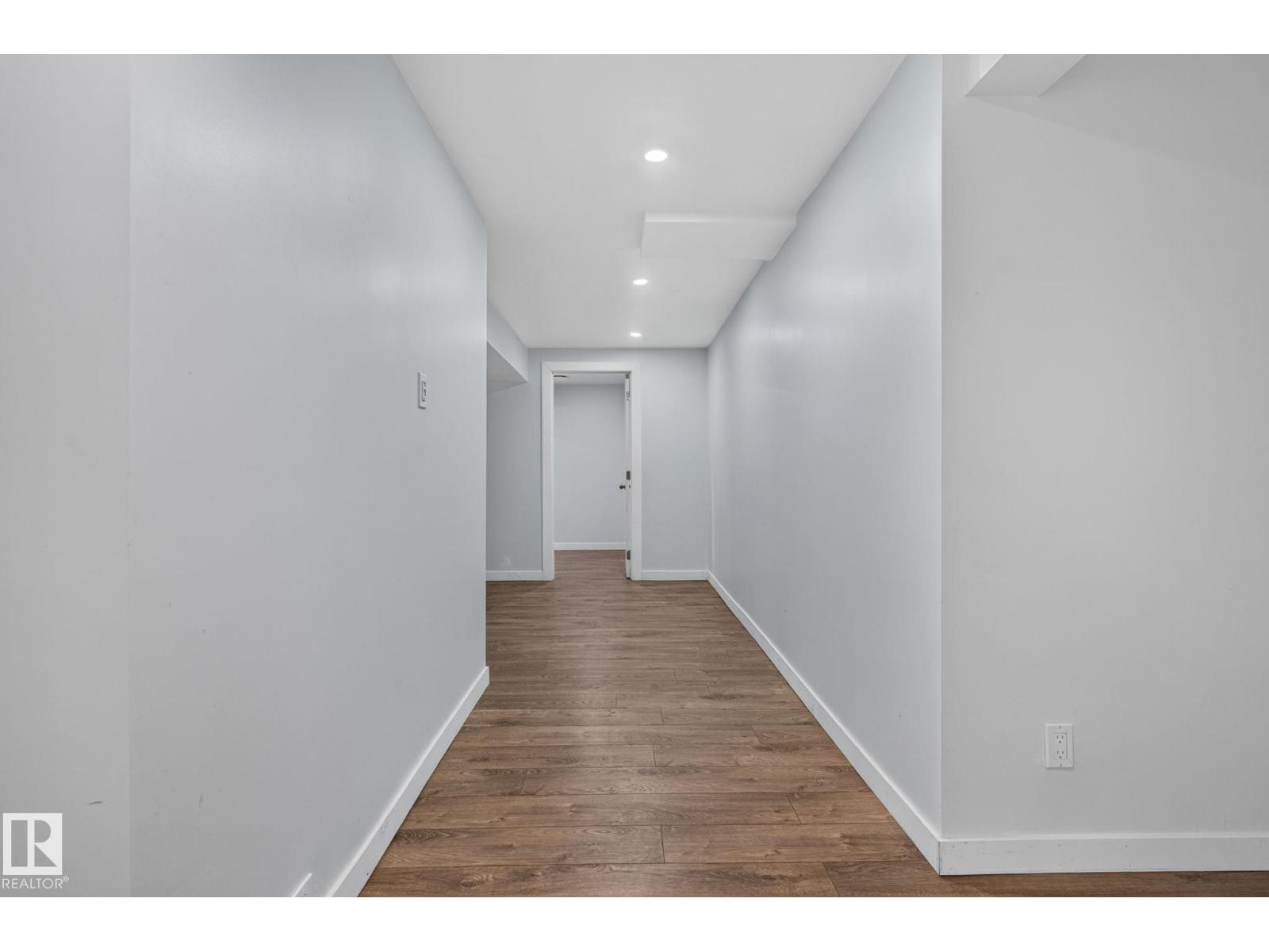 1071 MILLBOURNE RD E NW - 46