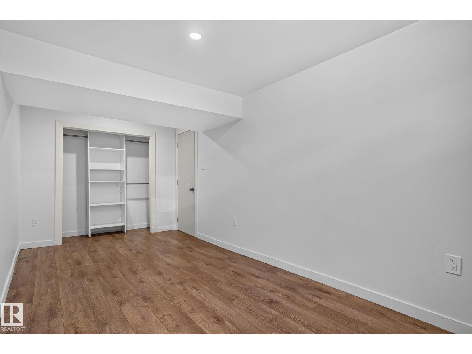 1071 MILLBOURNE RD E NW - 48