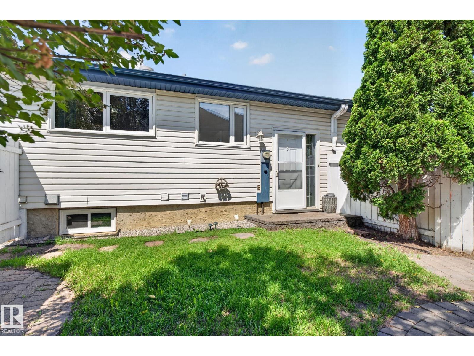 1071 MILLBOURNE RD E NW - 53