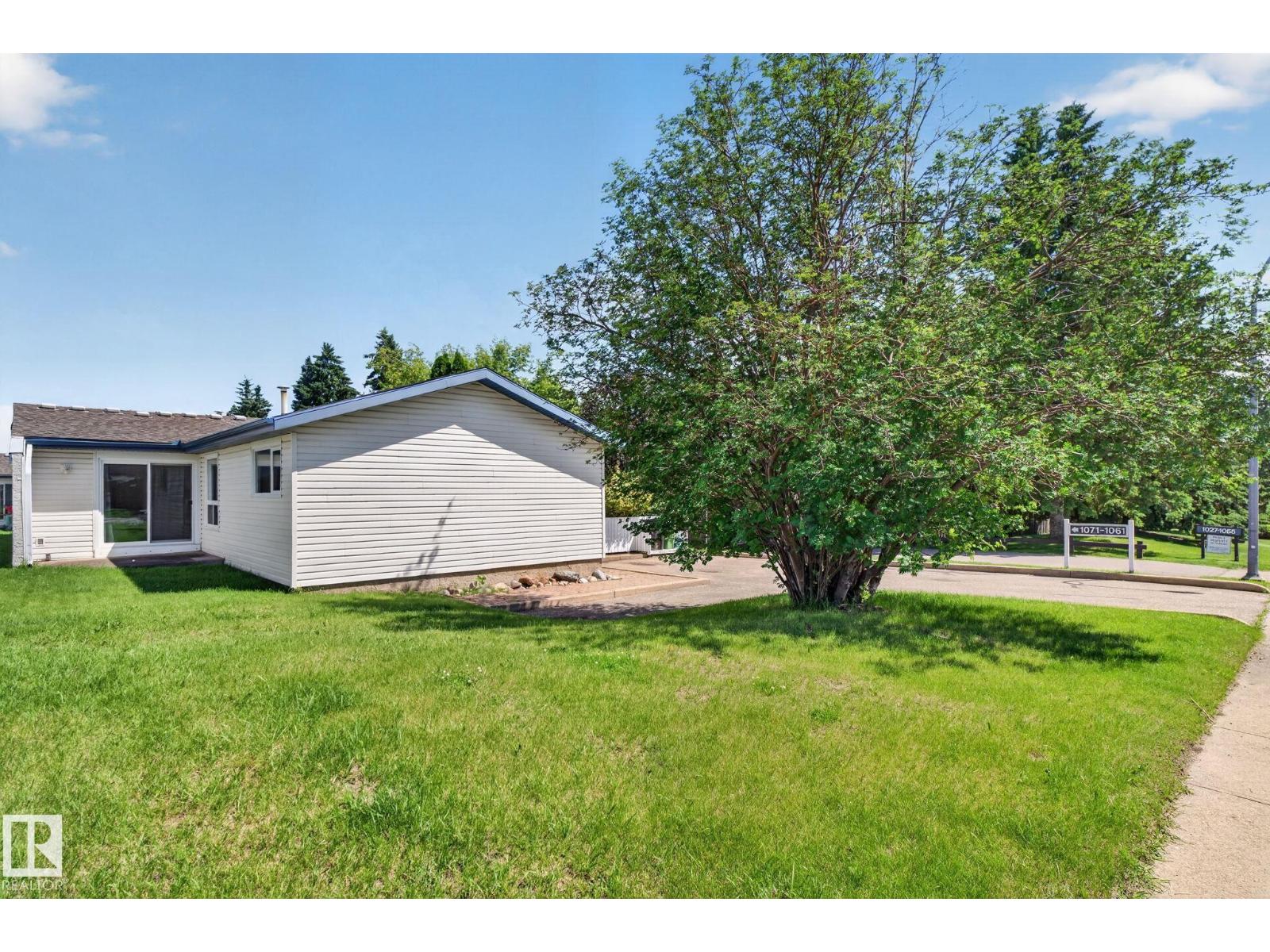 1071 MILLBOURNE RD E NW - 57