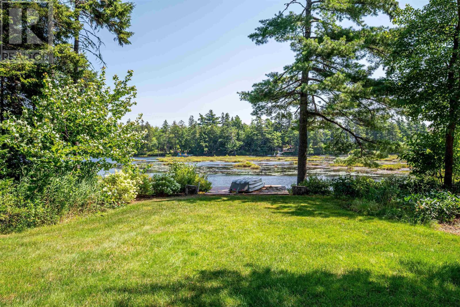 261 Aberdeen Drive - 40
