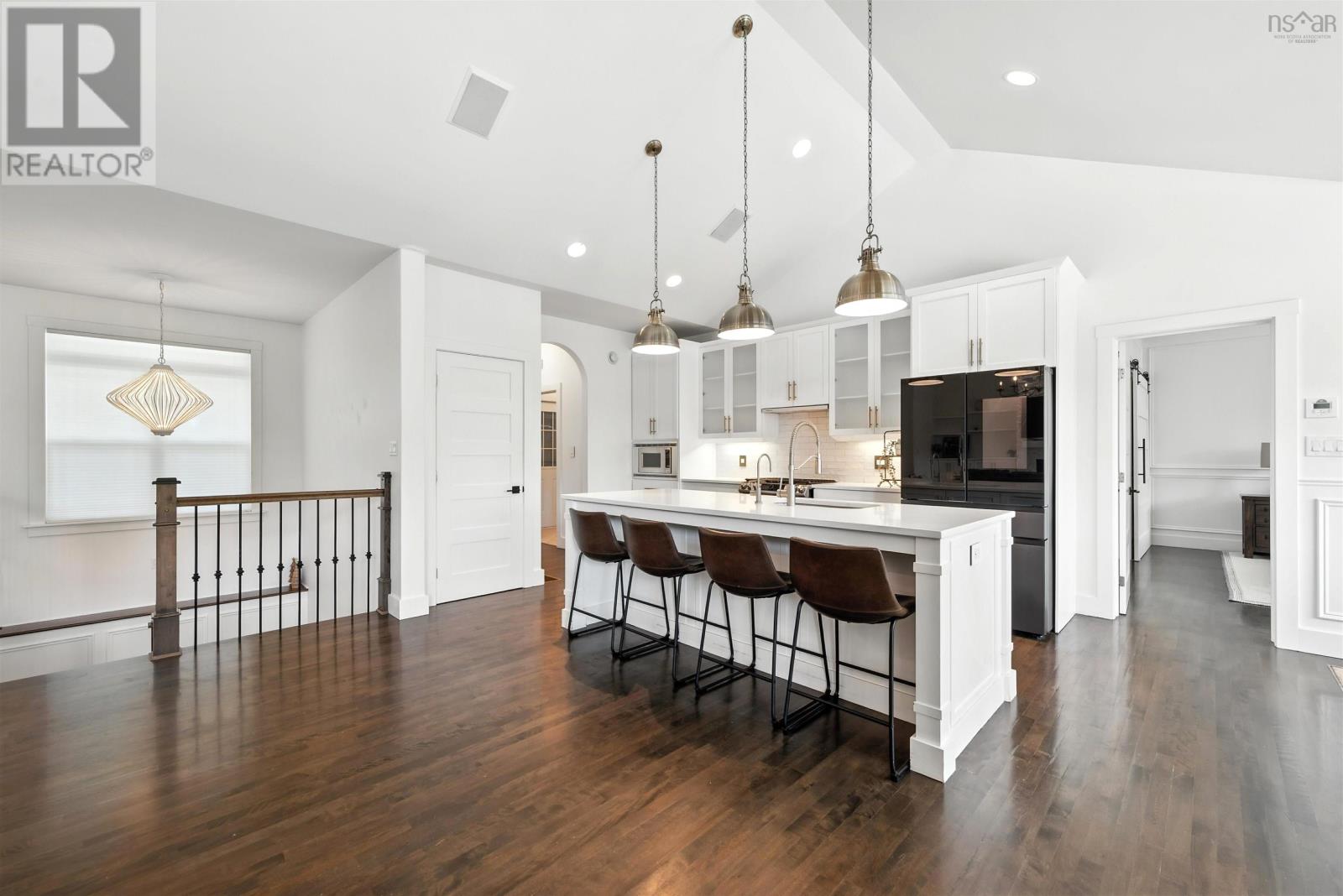 261 Aberdeen Drive - 9