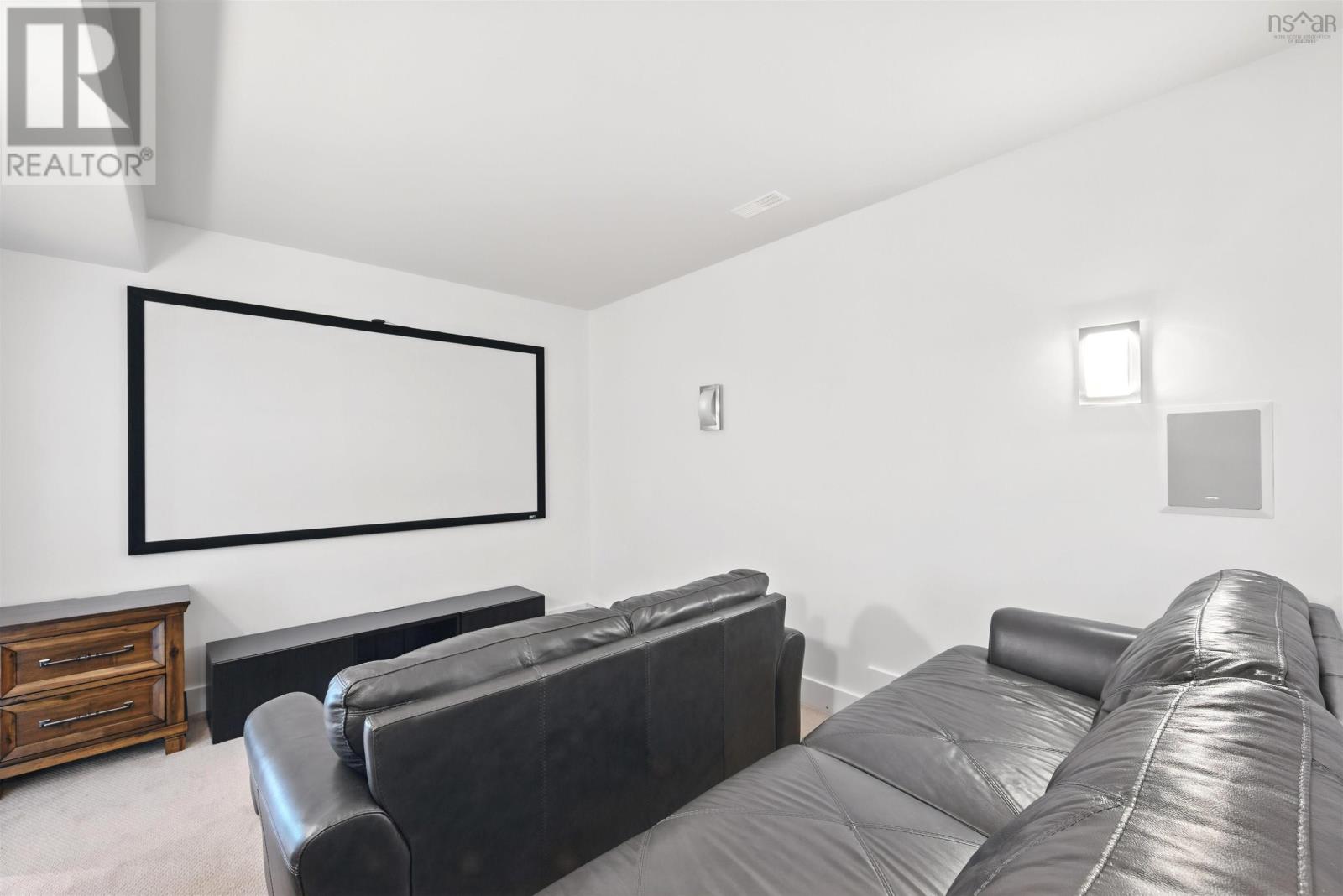 261 Aberdeen Drive - 32