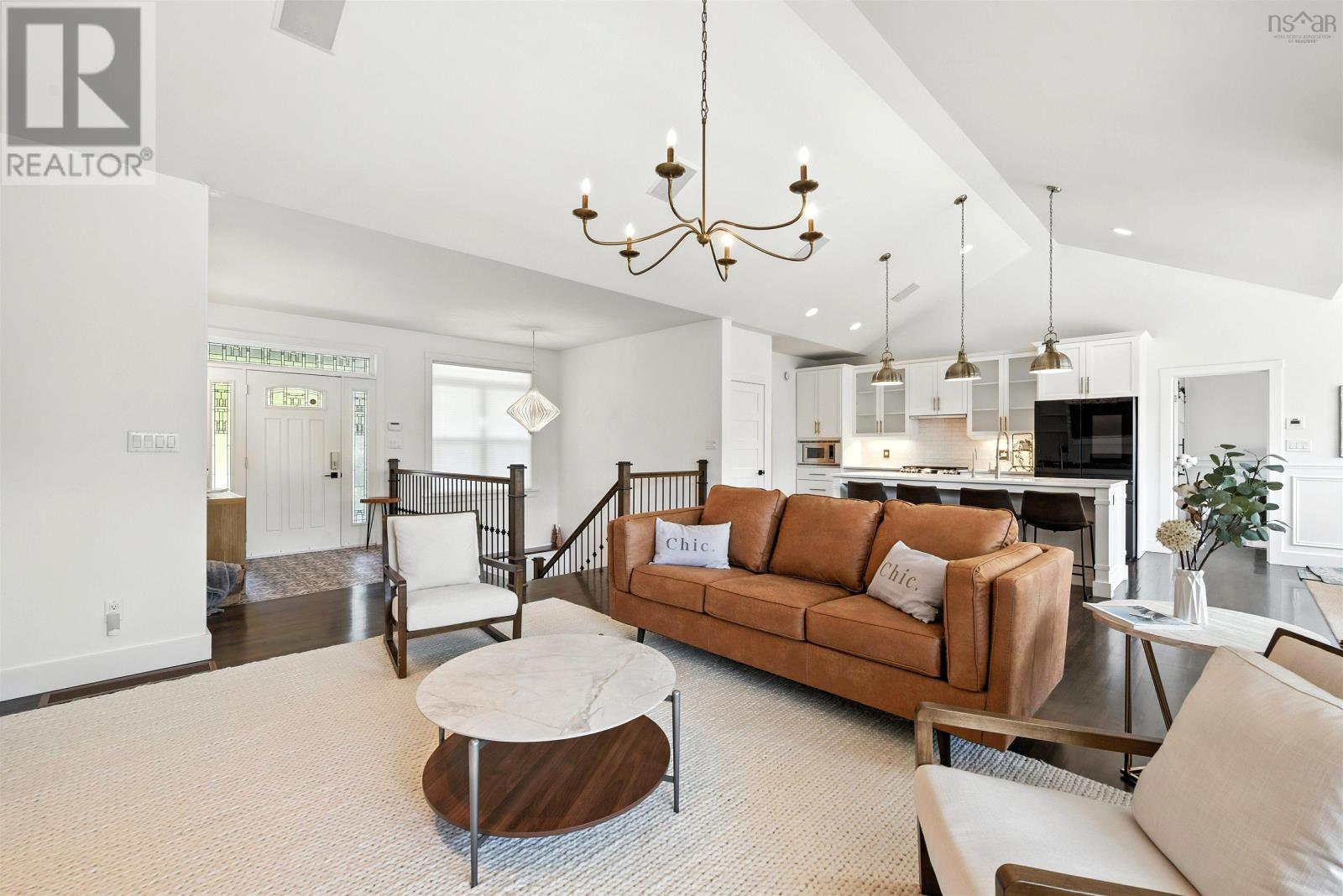 261 Aberdeen Drive - 7
