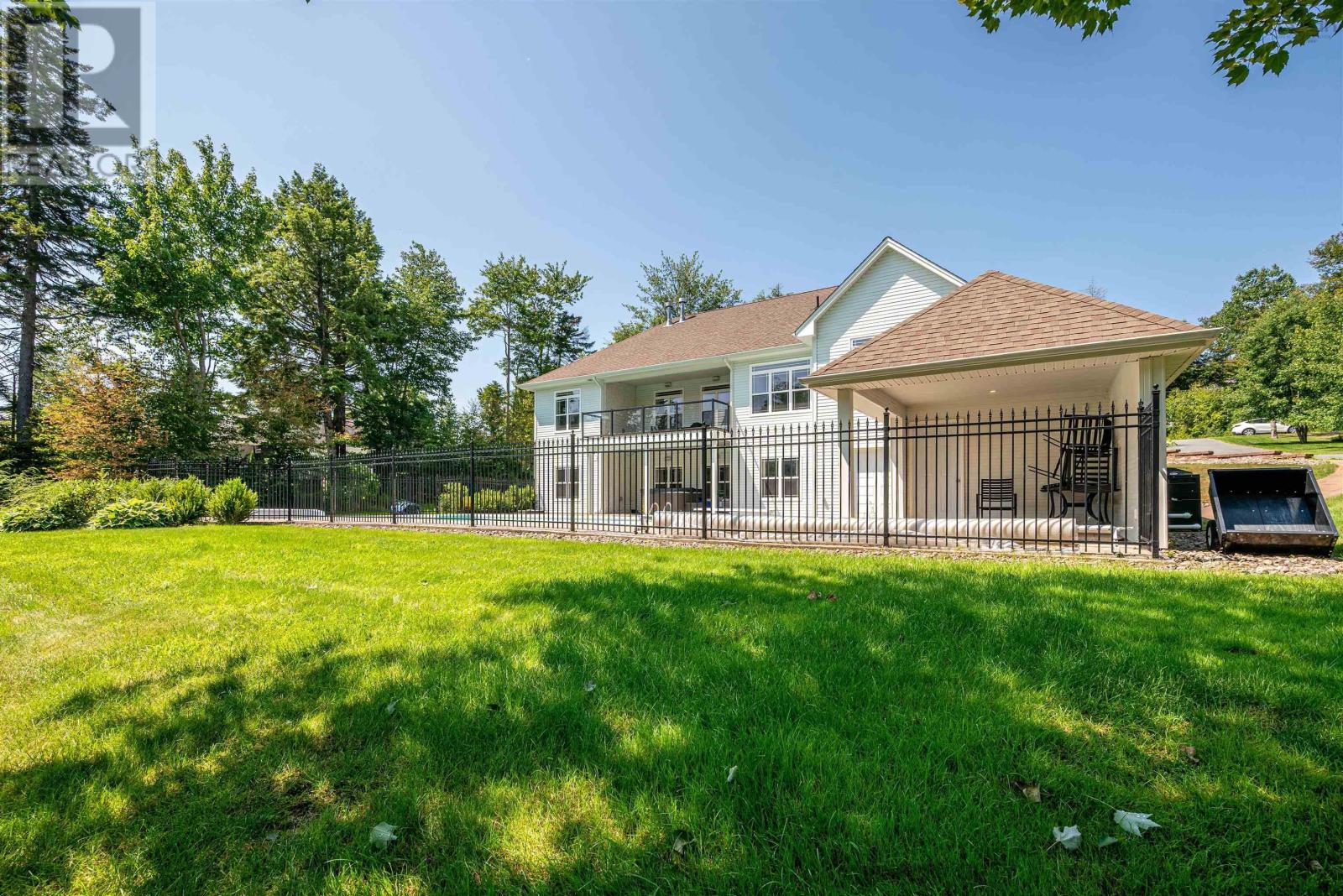 261 Aberdeen Drive - 39